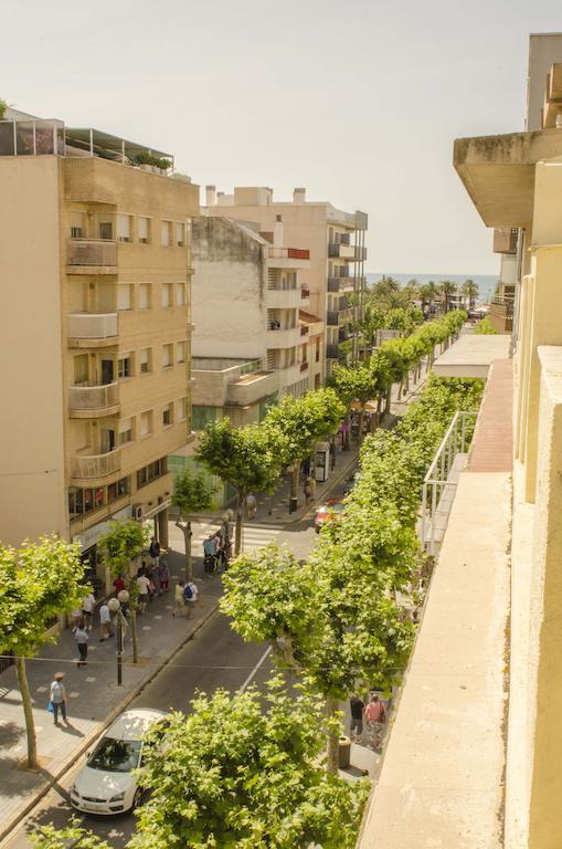 Hotel Niza Salou Luaran gambar