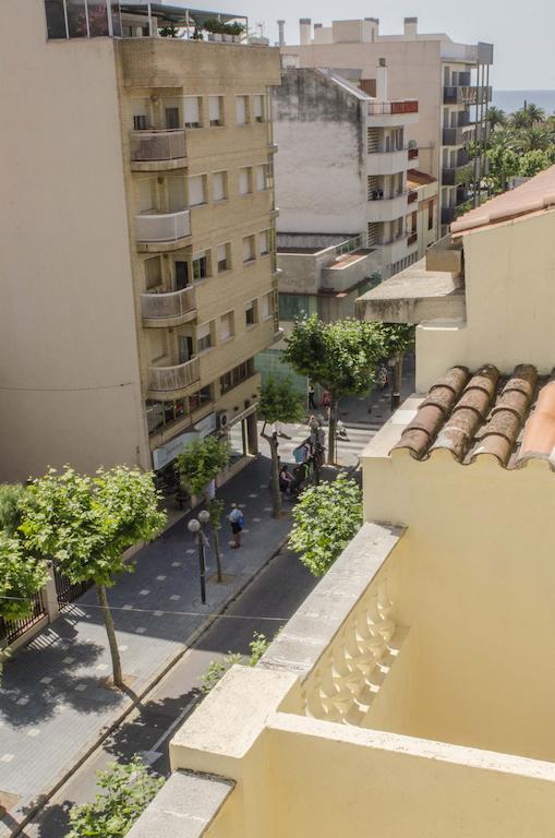 Hotel Niza Salou Luaran gambar