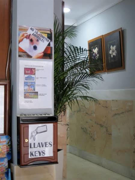 Hotel Niza Salou Luaran gambar