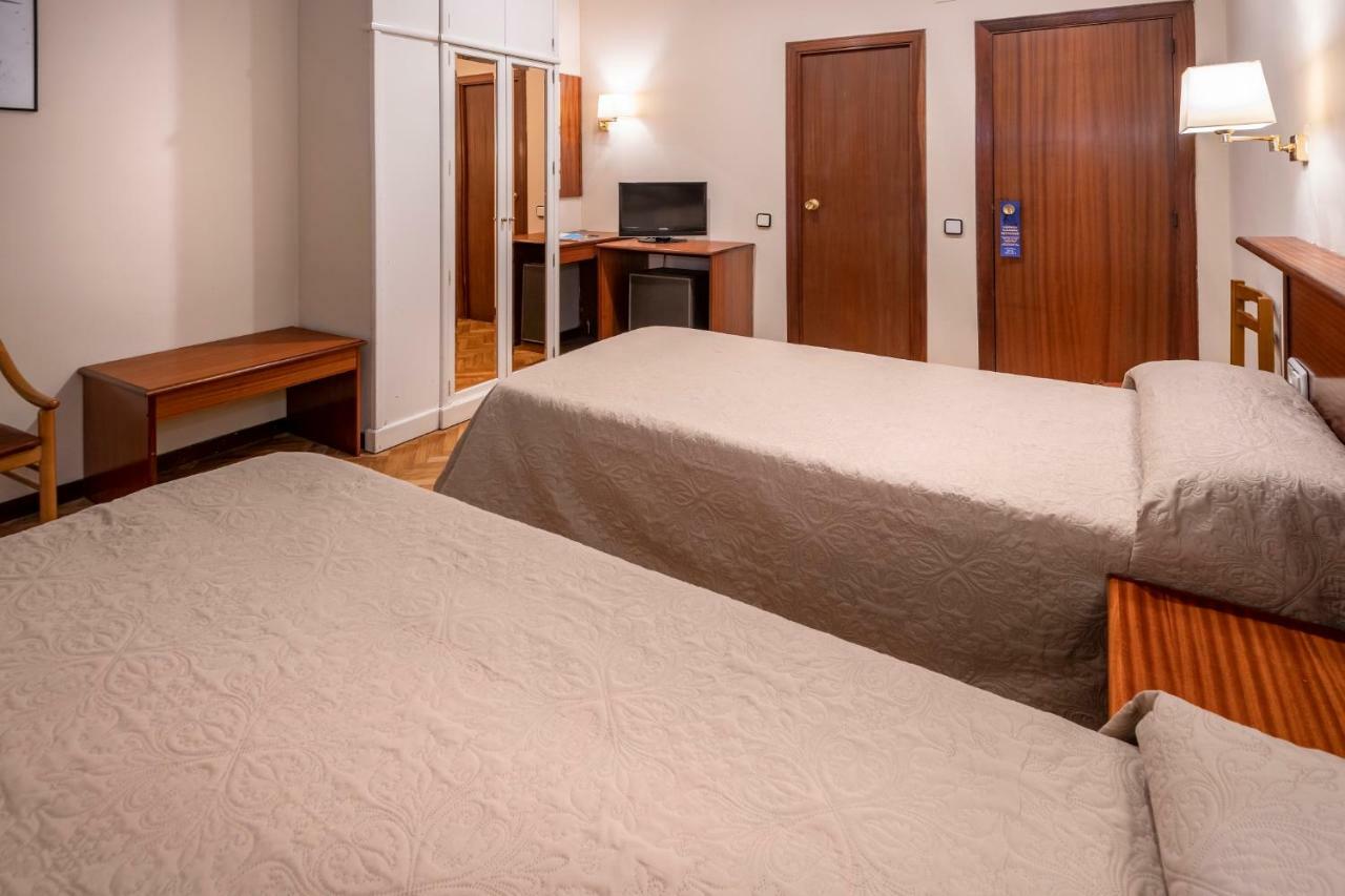 Hotel Niza Salou Luaran gambar