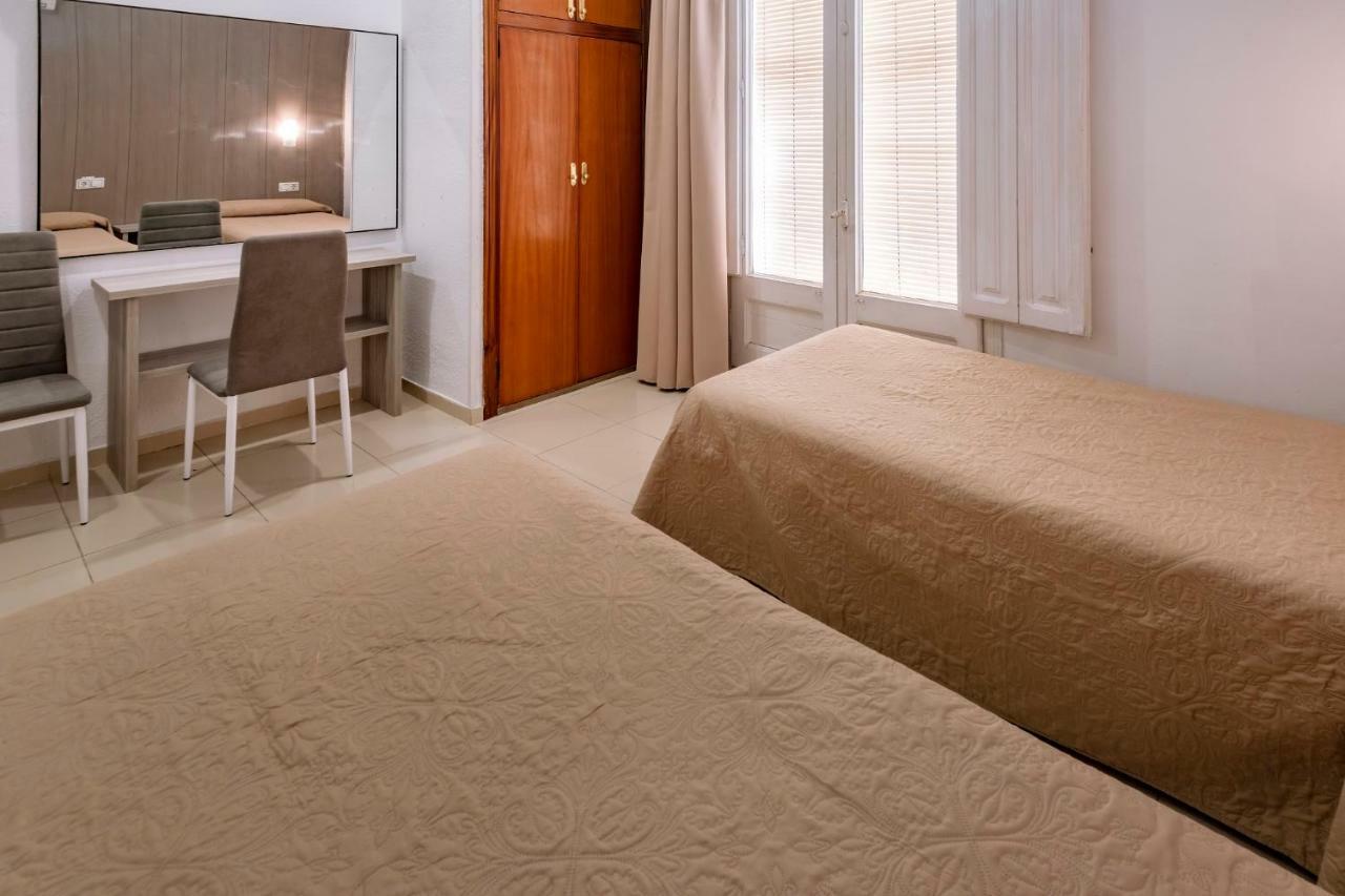 Hotel Niza Salou Luaran gambar